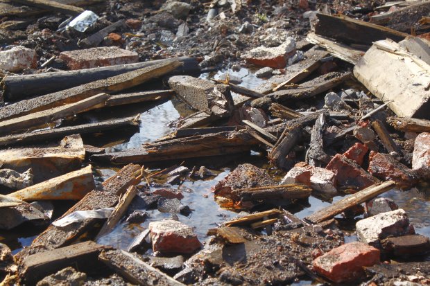 В Можайском округе до конца года за 5 млн рублей уберут 4 тысячи кубометров строительного мусора