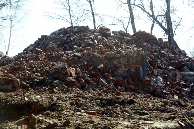 В Можайском округе подписали контракт на 5 млн рублей для уборки строительного мусора 