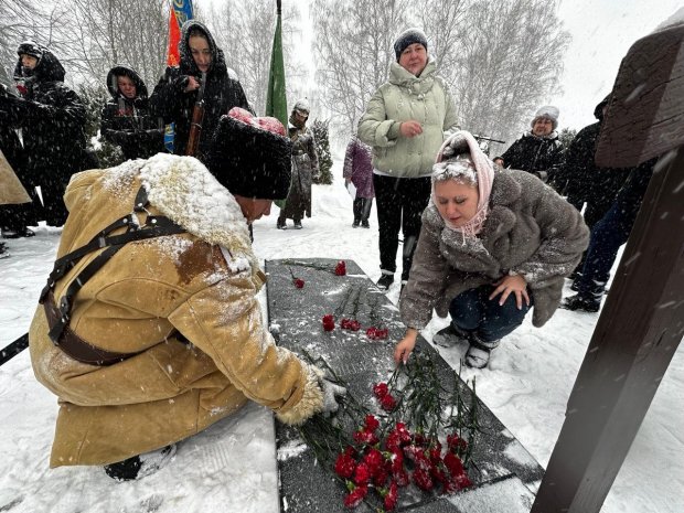 На Бородинском поле отметили День Неизвестного солдата 