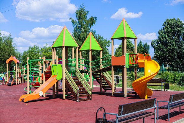 В Можайске выделили 1 млн рублей на покупку новых элементов для детских площадок 